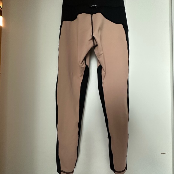 MICHI Axial Nude Pink/Black Leggings Size Small - Picture 2 of 8